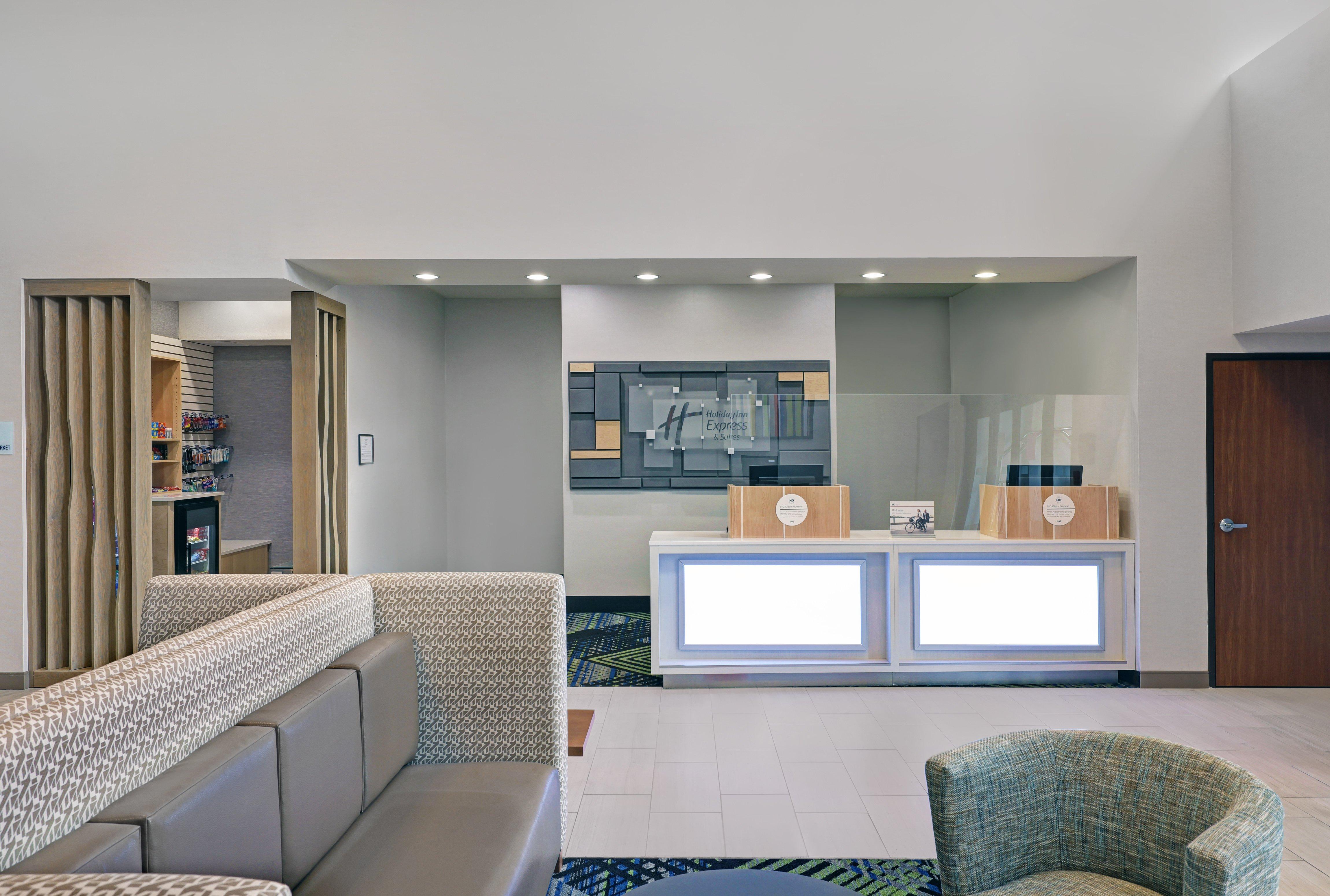 Holiday Inn Express Newport By Ihg Exterior foto