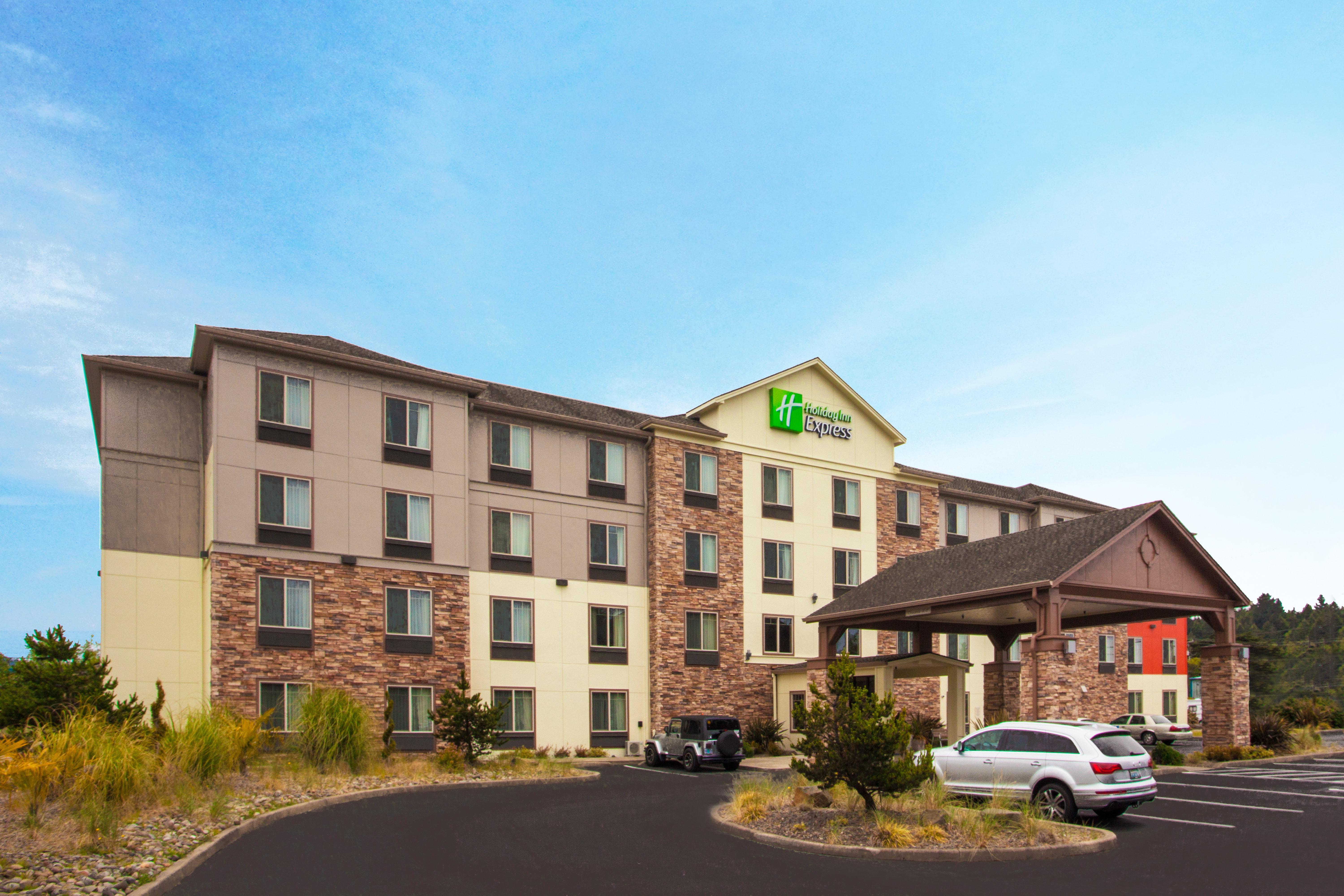 Holiday Inn Express Newport By Ihg Exterior foto