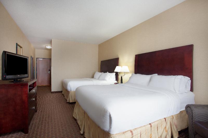 Holiday Inn Express Newport By Ihg Exterior foto